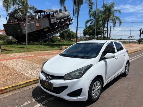 HYUNDAI HB20 1.0 COMFORT 12V FLEX 4P MANUAL